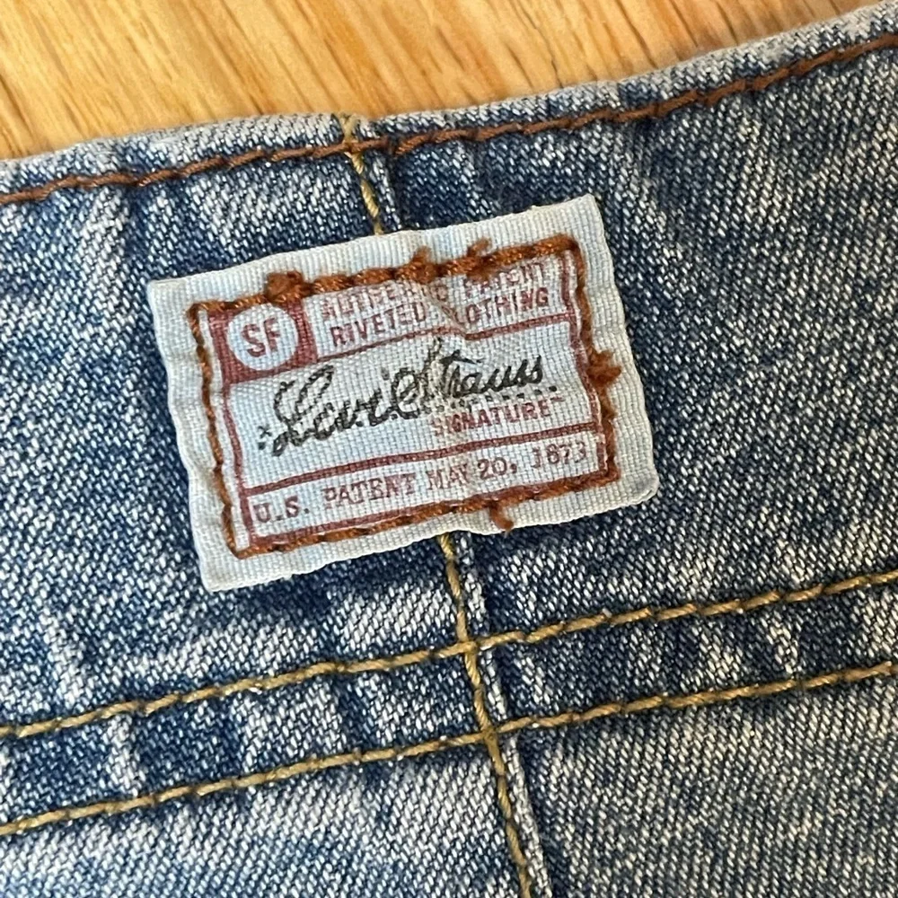 Levi Strauss Signature Capri's Size 6 - Picture 9 of 12